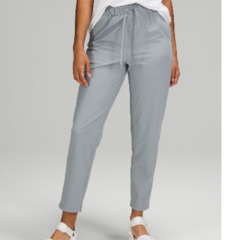 Lululemon Stretch High Rise 7/8 Pant, Size 6